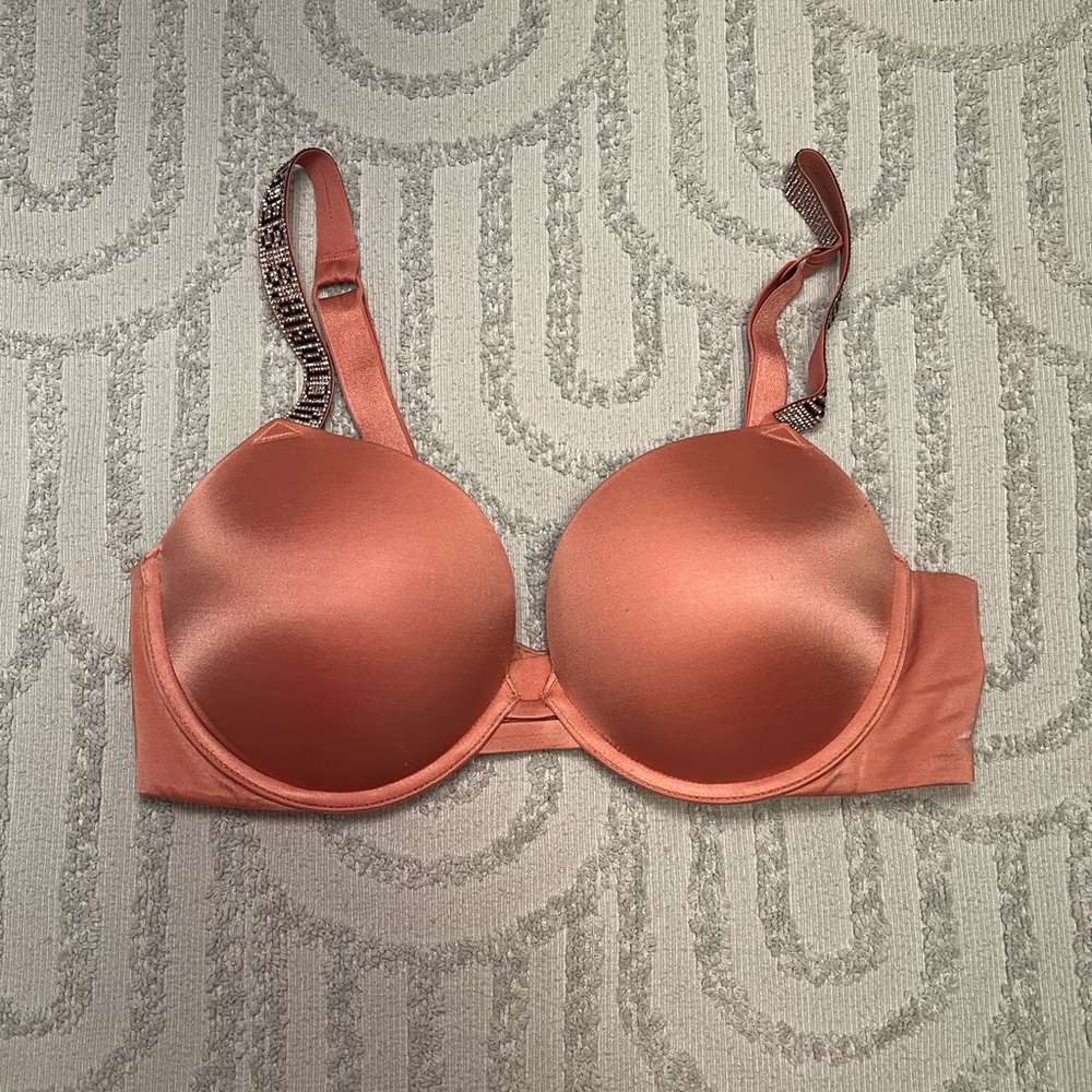 VICTORIA’S SECRET Very Sexy Bra